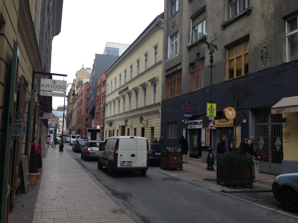 King Residences Budapest Luaran gambar